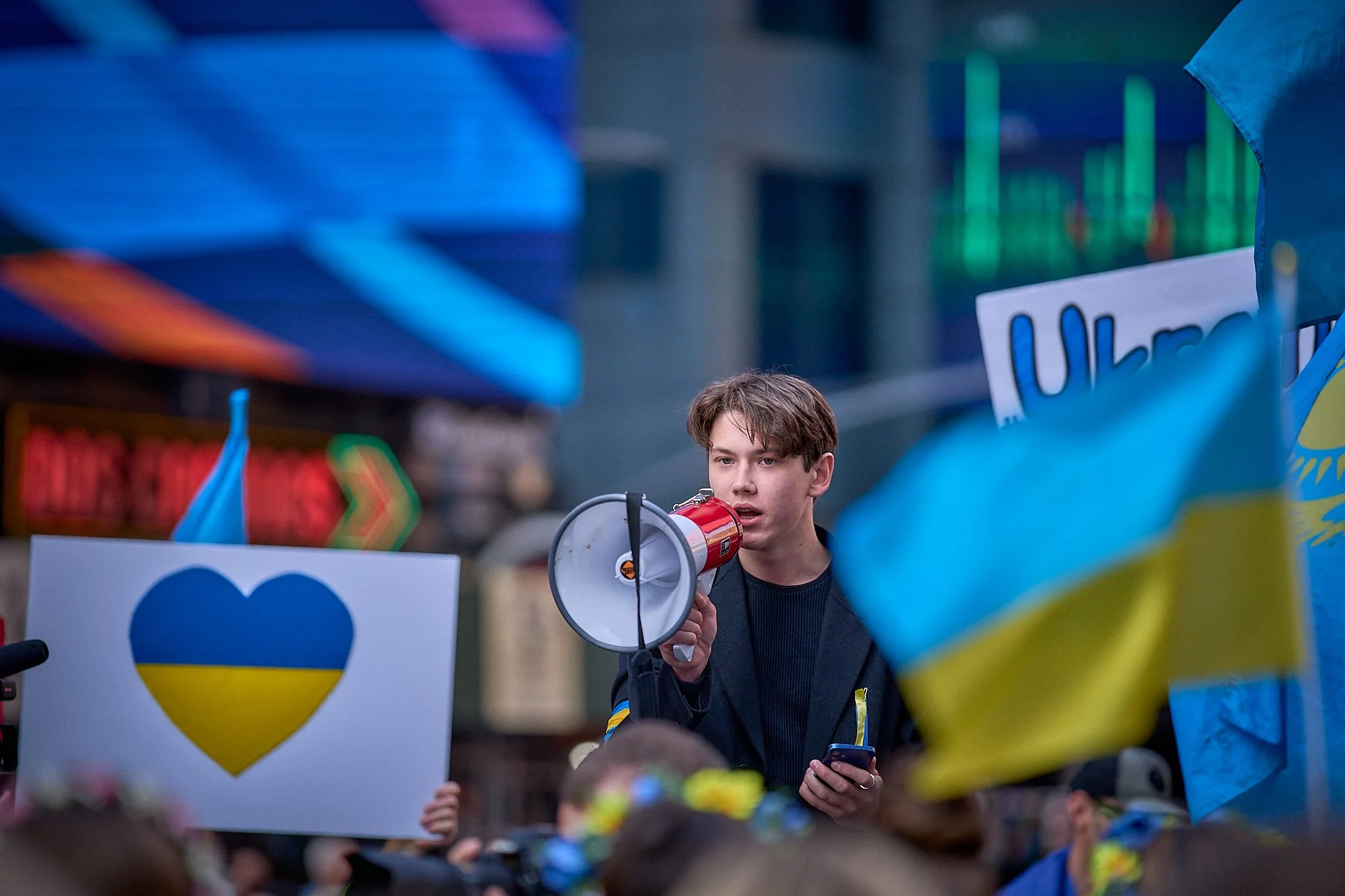 2022-03-19-Mothers_March–Razom_for_Ukraine_@AJStetson_A1_4599.jpg