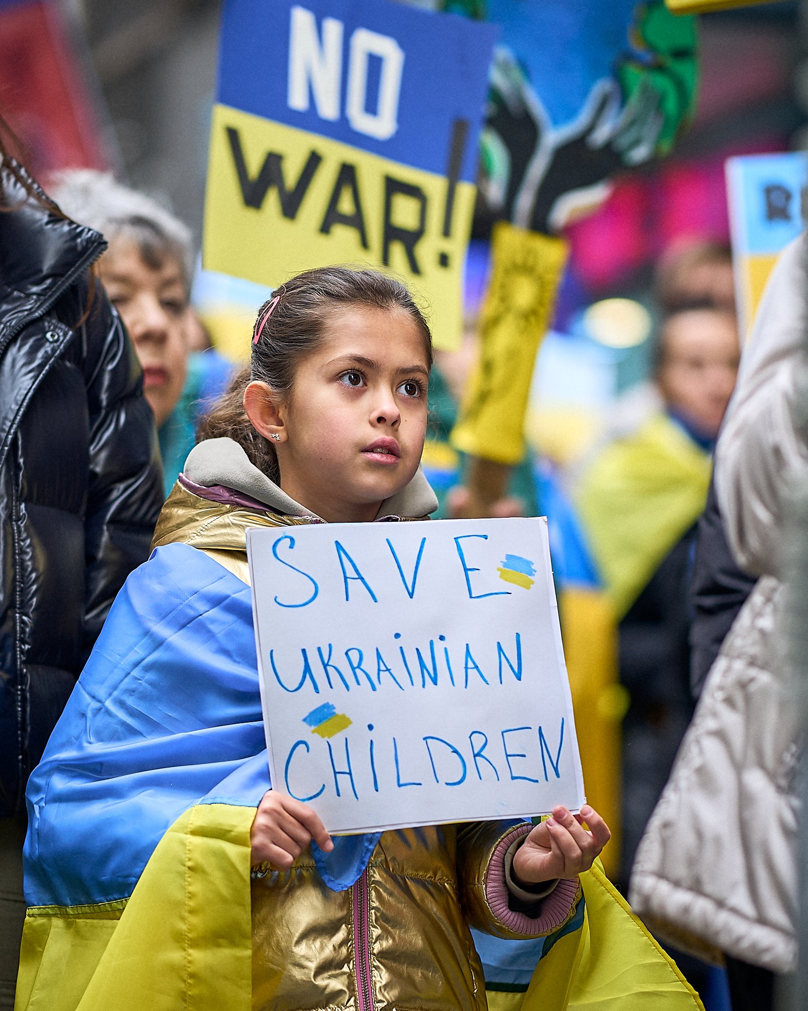 2022-03-26-Ukraine–Mothers'_March_@AJStetson_A1_6846.jpg
