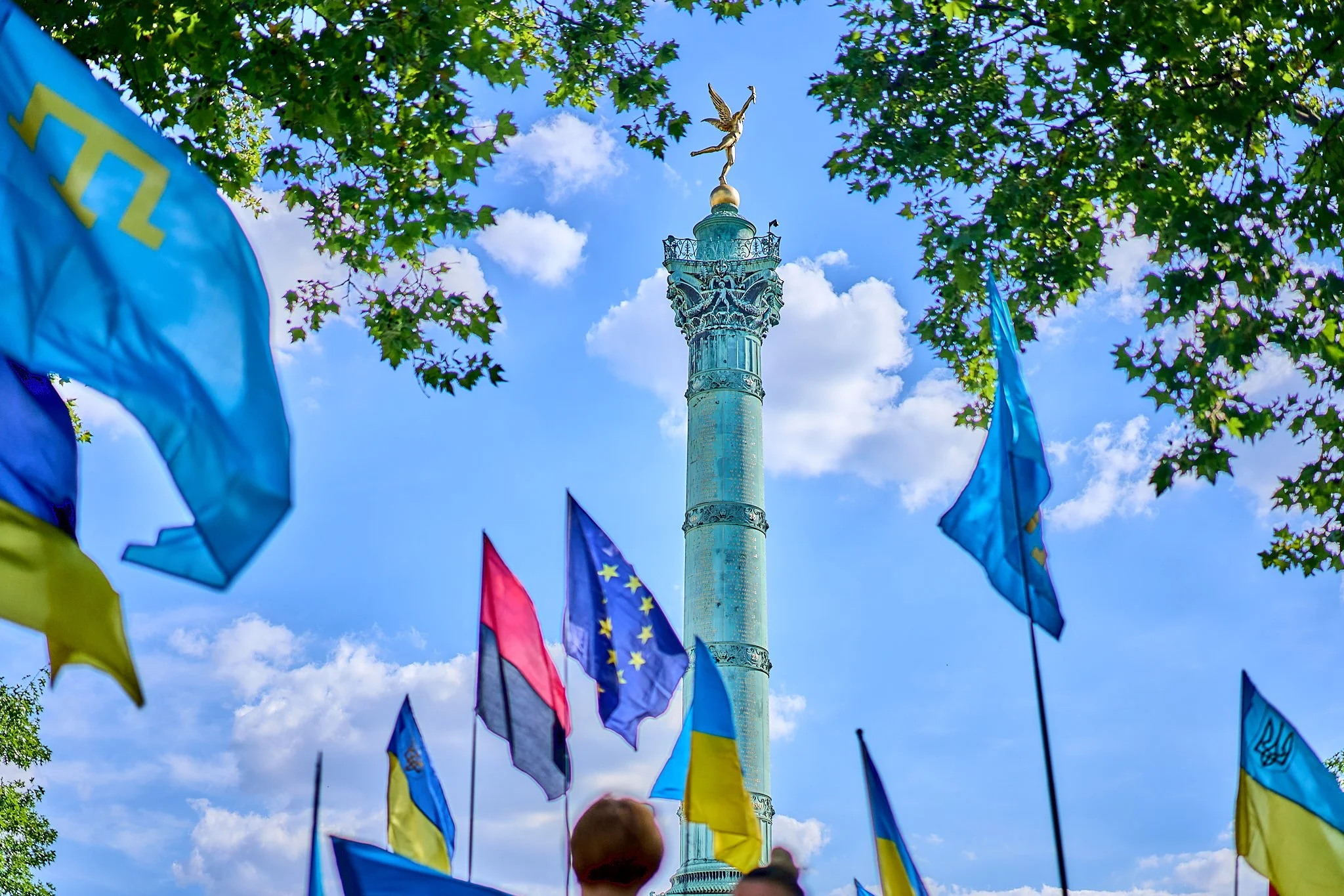 2022-07-09–Ukraine-manifestation–République–à–Bastille–©AJStetson_A1_1226.jpg