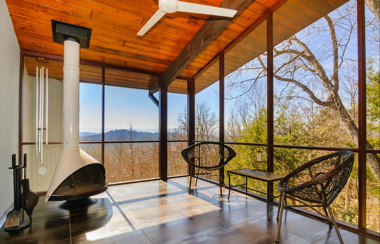 porch.jpg