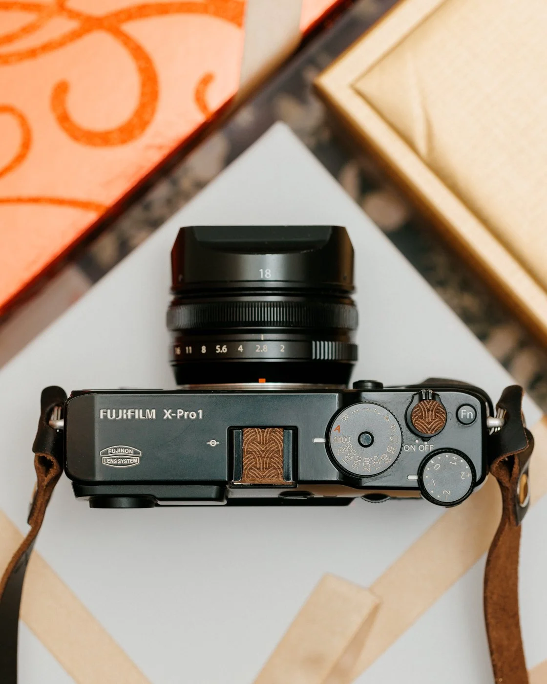 &ldquo;I photograph to see what the world looks like in photographs.&rdquo; - Garry Winogrand

X-Pro1, outfitted in woven-engraved Walnut. Simple fittings, faithful service.

Holiday Sale: 20% off with 2025HOLIDAY20
www.artisanobscura.com

#artisanob