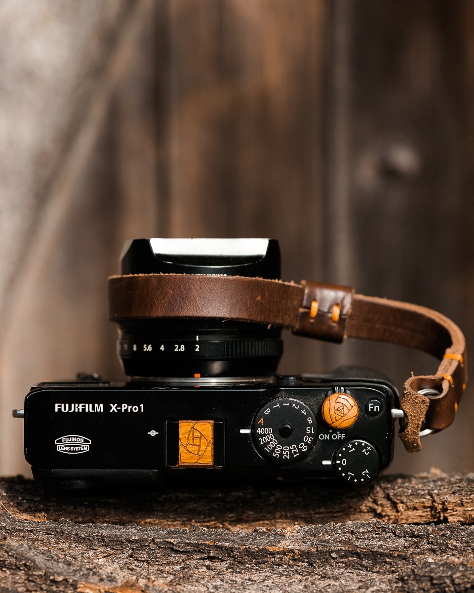 &ldquo;The object of art is not to reproduce reality, but to create a reality of the same intensity.&rdquo; &mdash; Alfred Stieglitz

Most people take photographs to remember what they saw.
Photographers make photographs to understand what they felt.