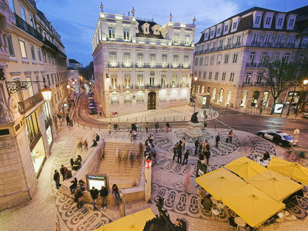 quartiere-chiado-lisbona.jpg