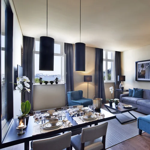 lisbon-five-stars-8-building-T1.jpg
