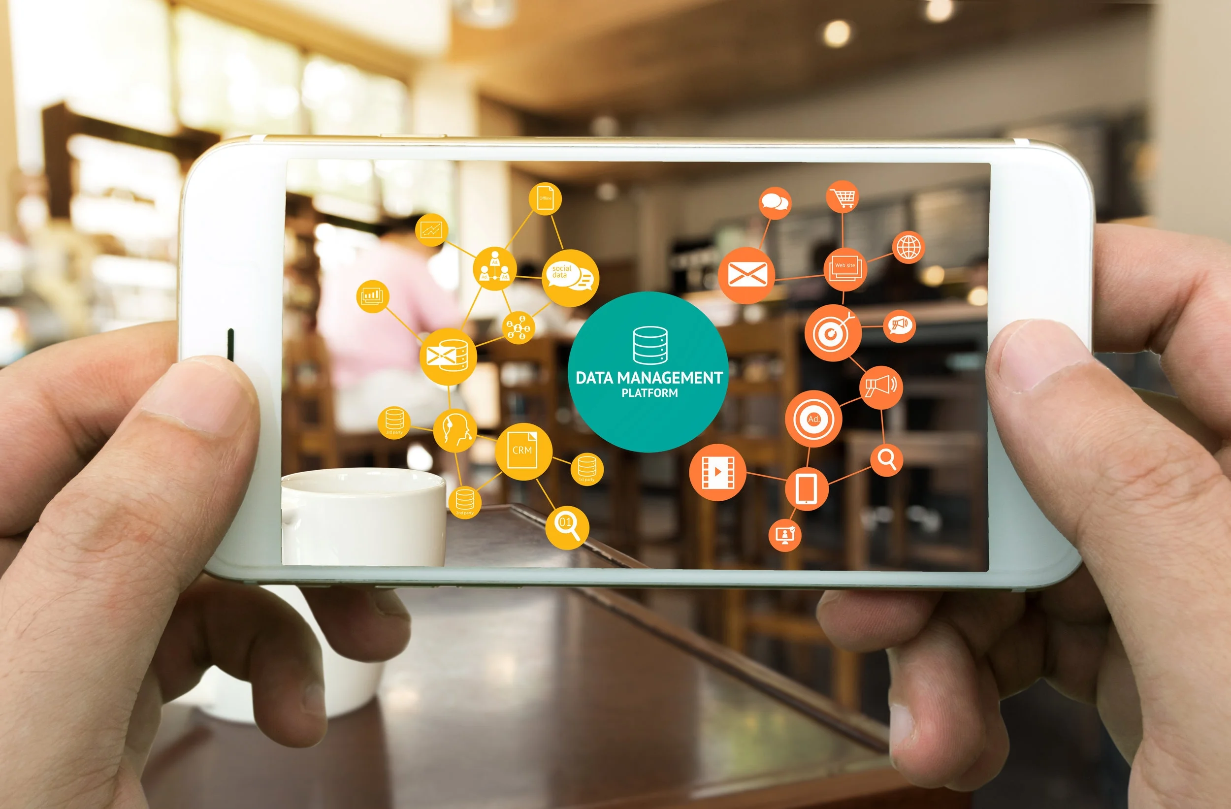 FINEXA setzt mit com.pass auf mehr Effizienz und Beratungsqualität dank digitaler Plattform