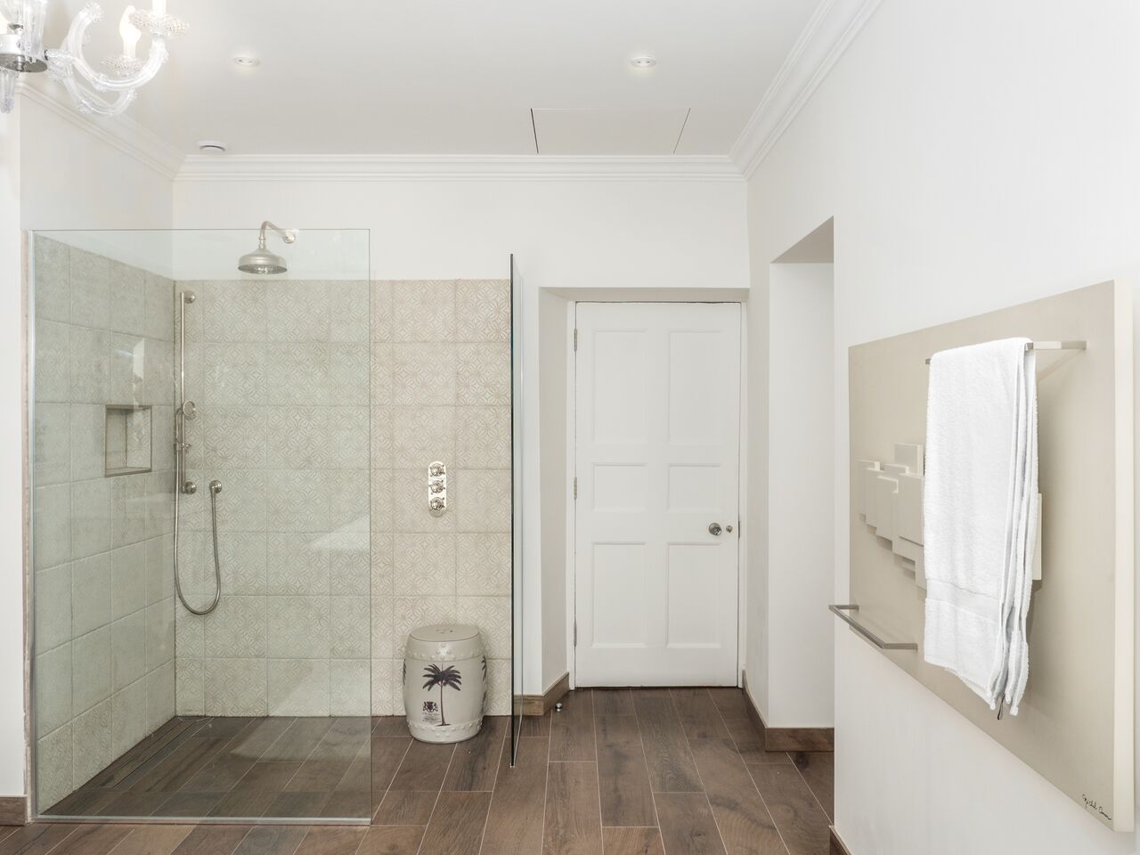 mainbathroom-3.jpg