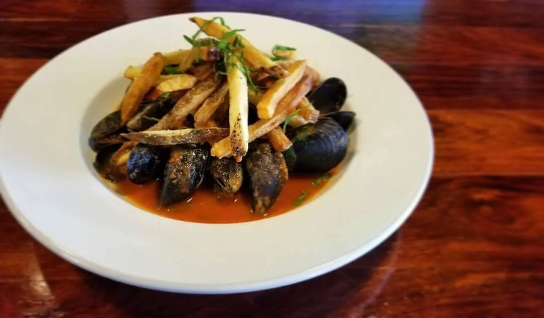 Richardson's_moule & frites_eatfresh.jpg