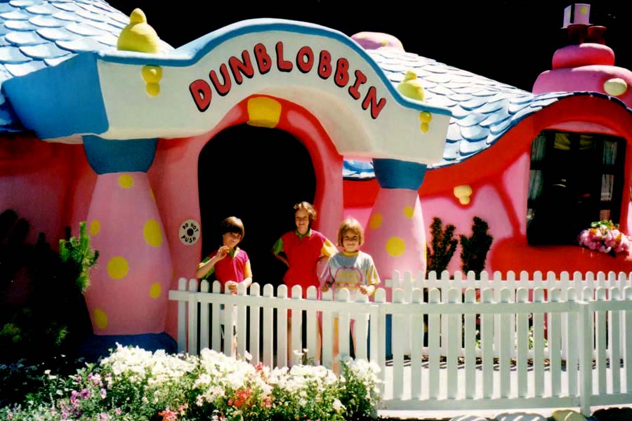 Dunblobbin Entrance 3.jpg