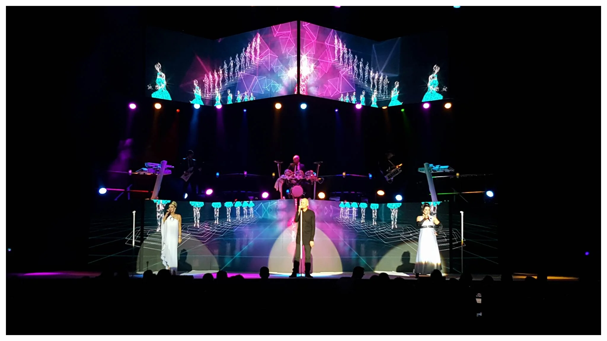  WAM PROVIDED SOME THE 2017 TOUR VISUALS FOR THE HUMAN LEAGUE.&nbsp; 