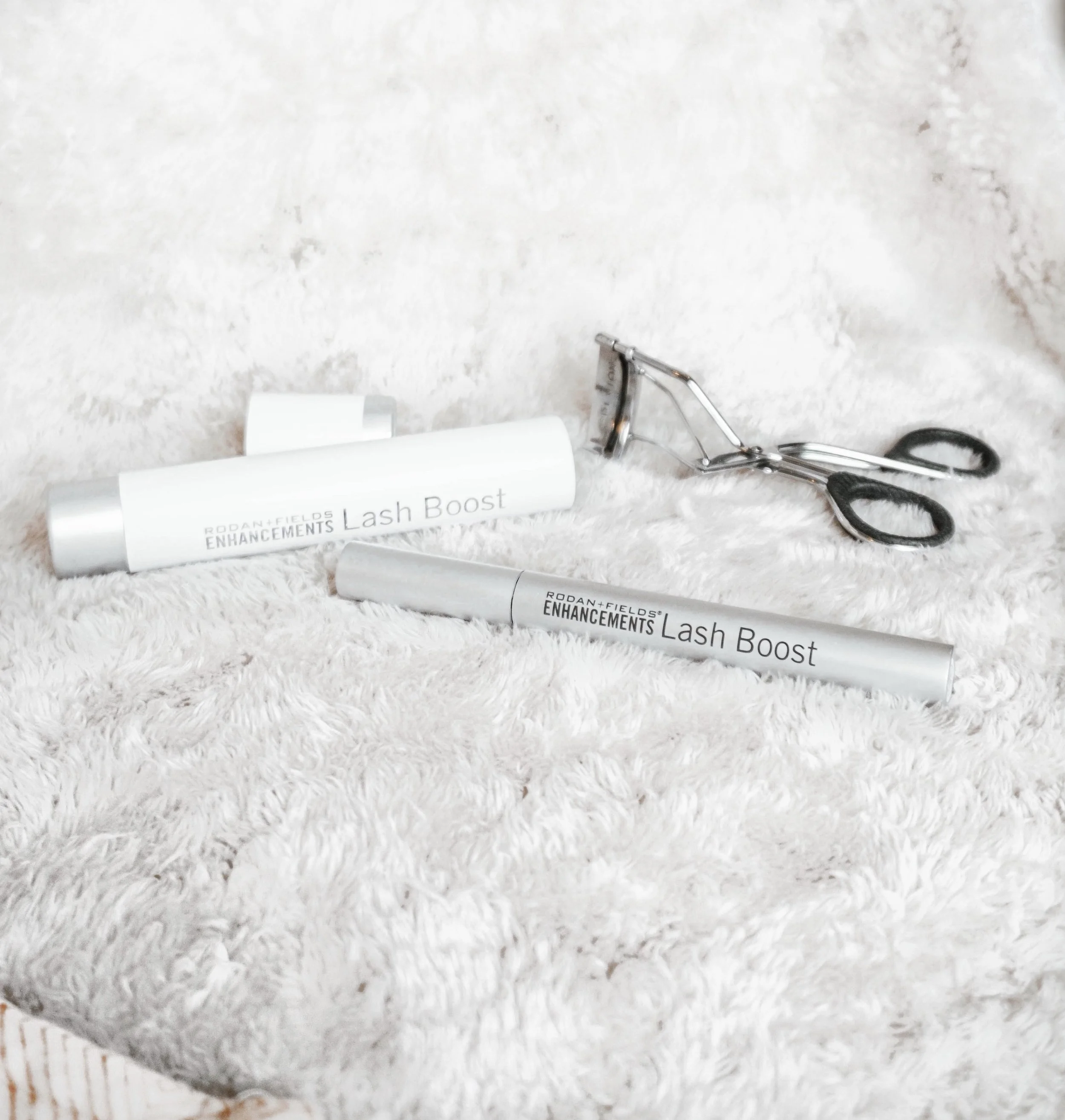 signedbyroxci lash boost.jpg