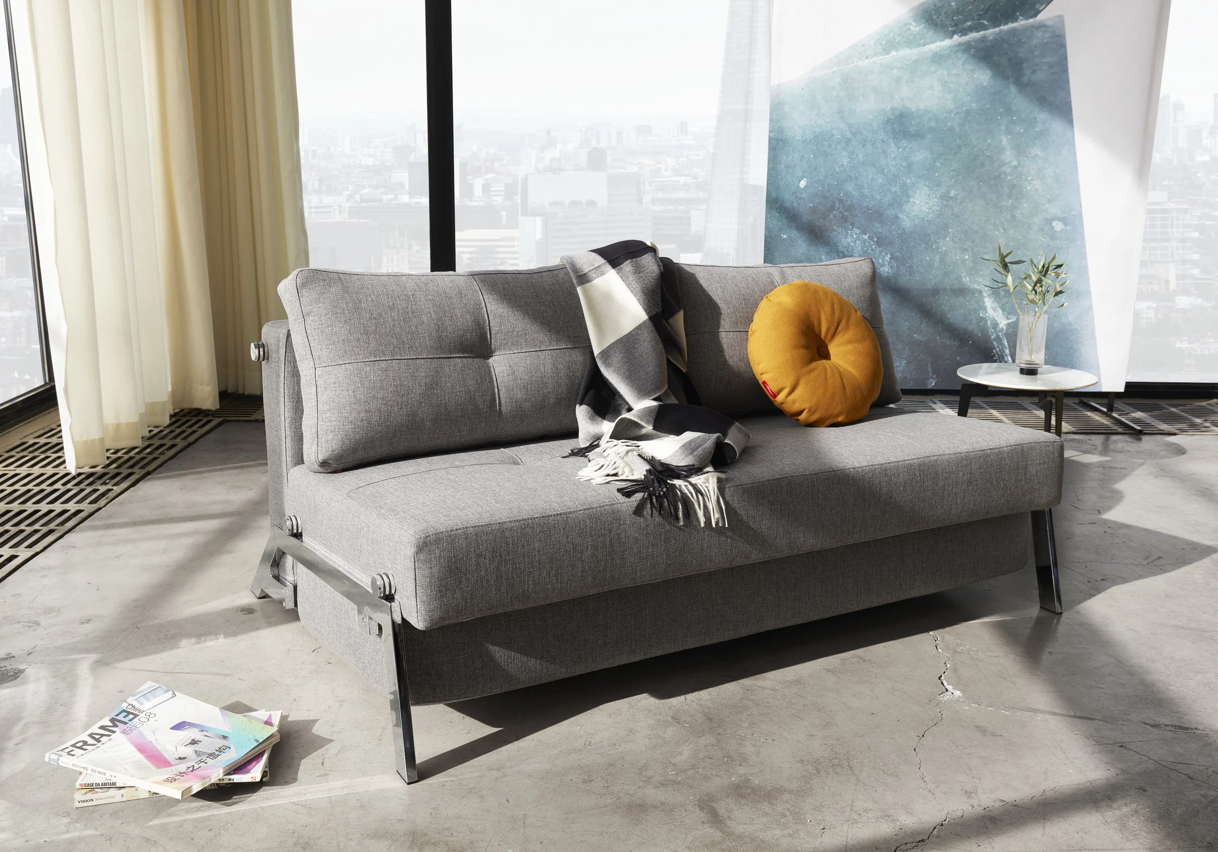 Cubed-Chrome-521-mixed-dance-grey-2.jpg