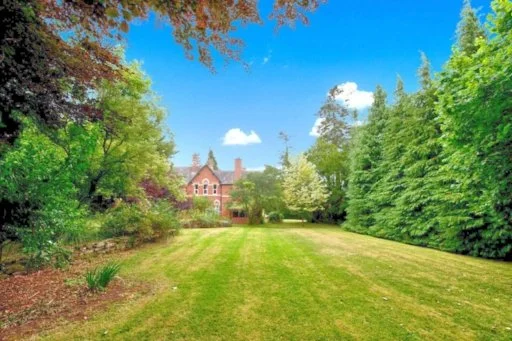 Big, Big gardens