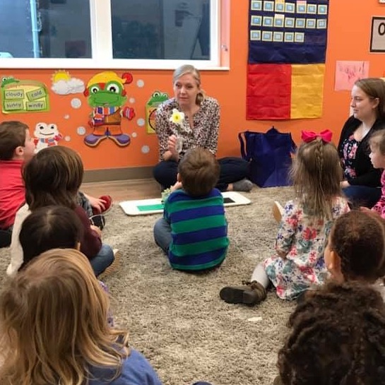 2019: We are available to come to your classroom to talk about a variety of topics. Here, Rachel is helping a primary classroom (3 year olds) learn about living things and non-living things.