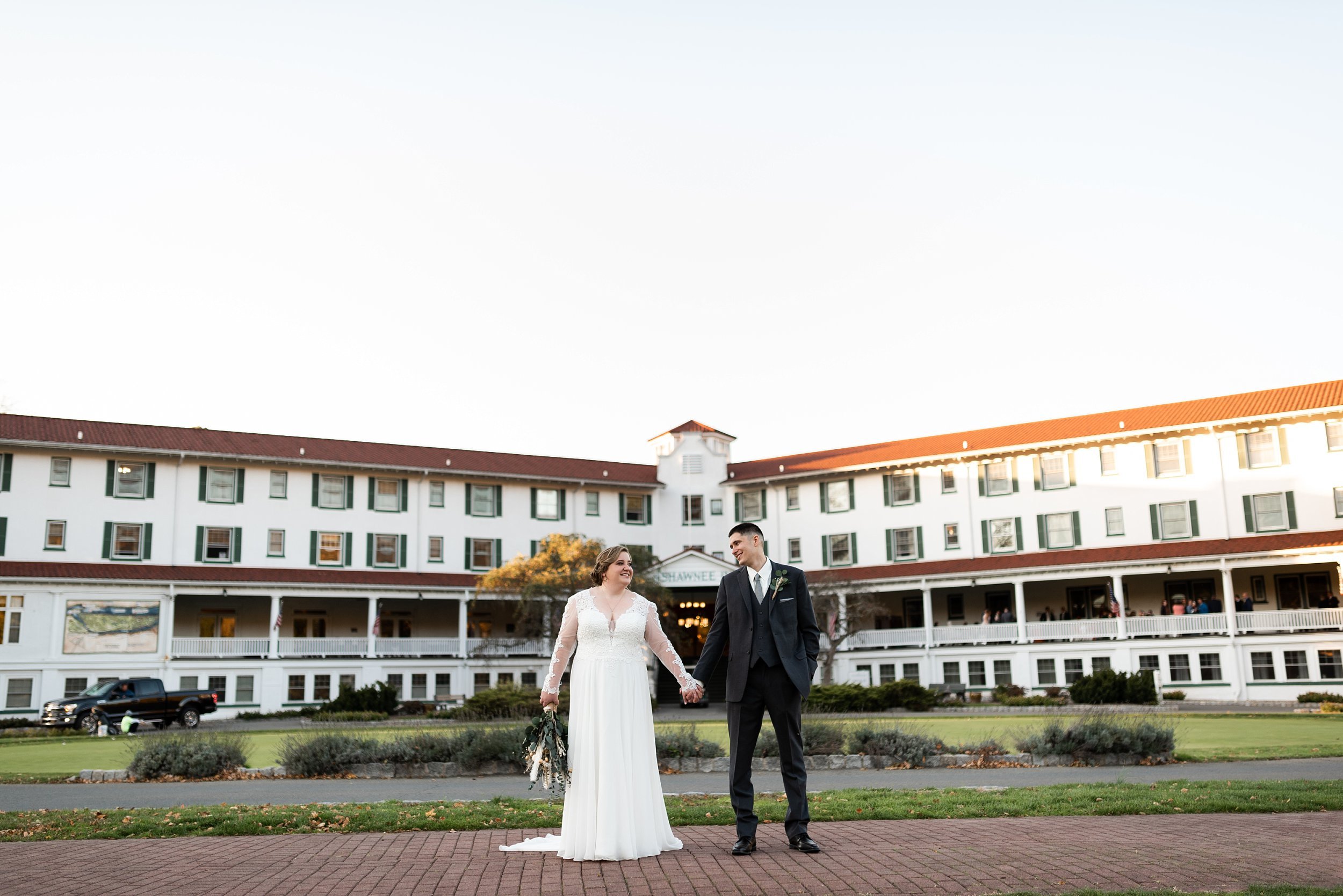 Shawnee Inn and Golf Resort Wedding Photographer - Sam and Nick