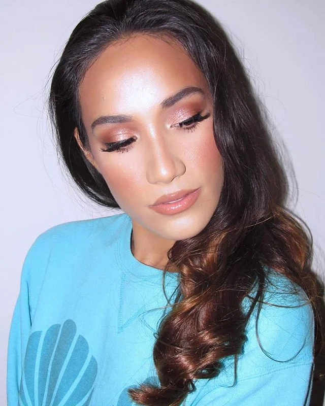 Thank you to @alayzacaseymakeup for doing my make up for my mermaid birthday party 🧜🏽&zwj;♀️
.
.
#mermaidgoddess #makeup #glow #makeup #dallas #texas #mermaidheart #mermaidmodel #campbellmodel #model #actress #healer #yogi #lipgloss #makeupartist #