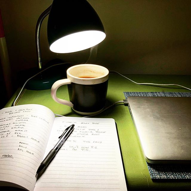 Work. Coffee. Light.