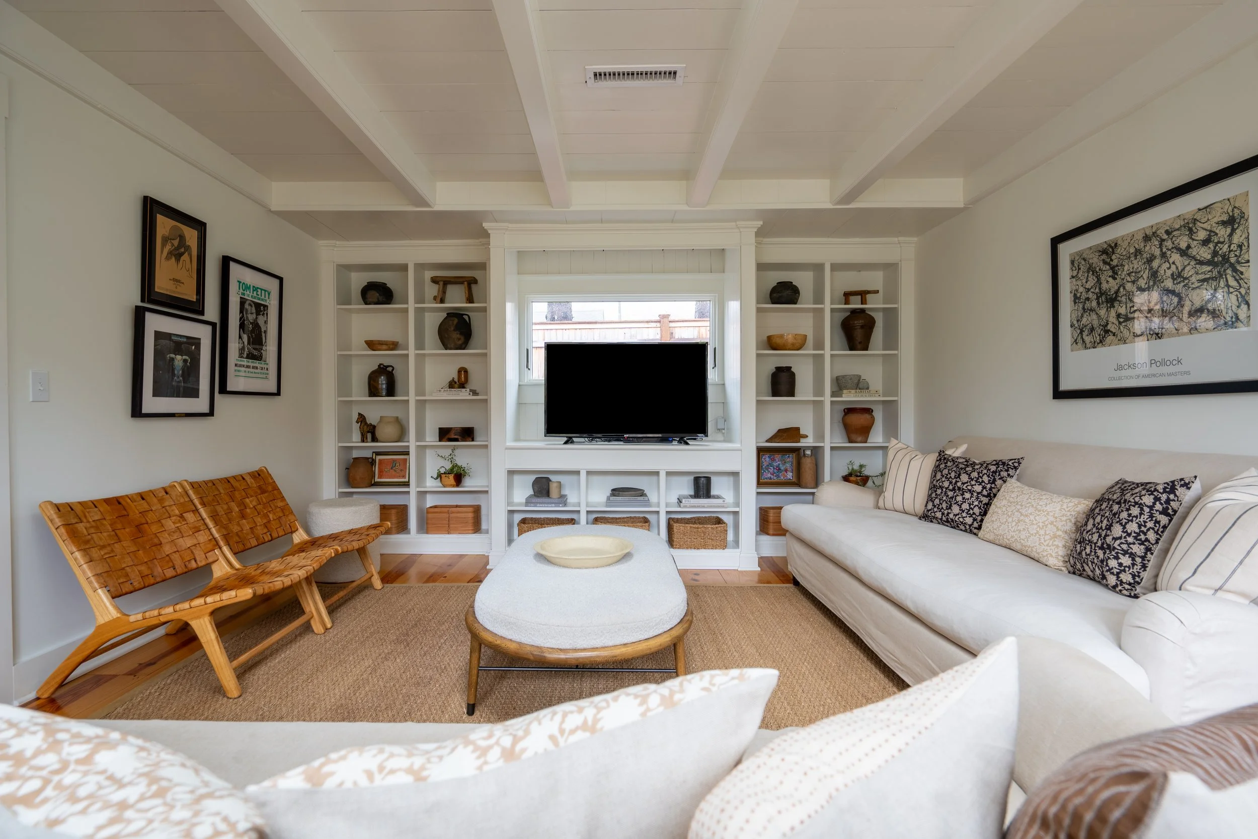 AGH Lake House 28.jpg