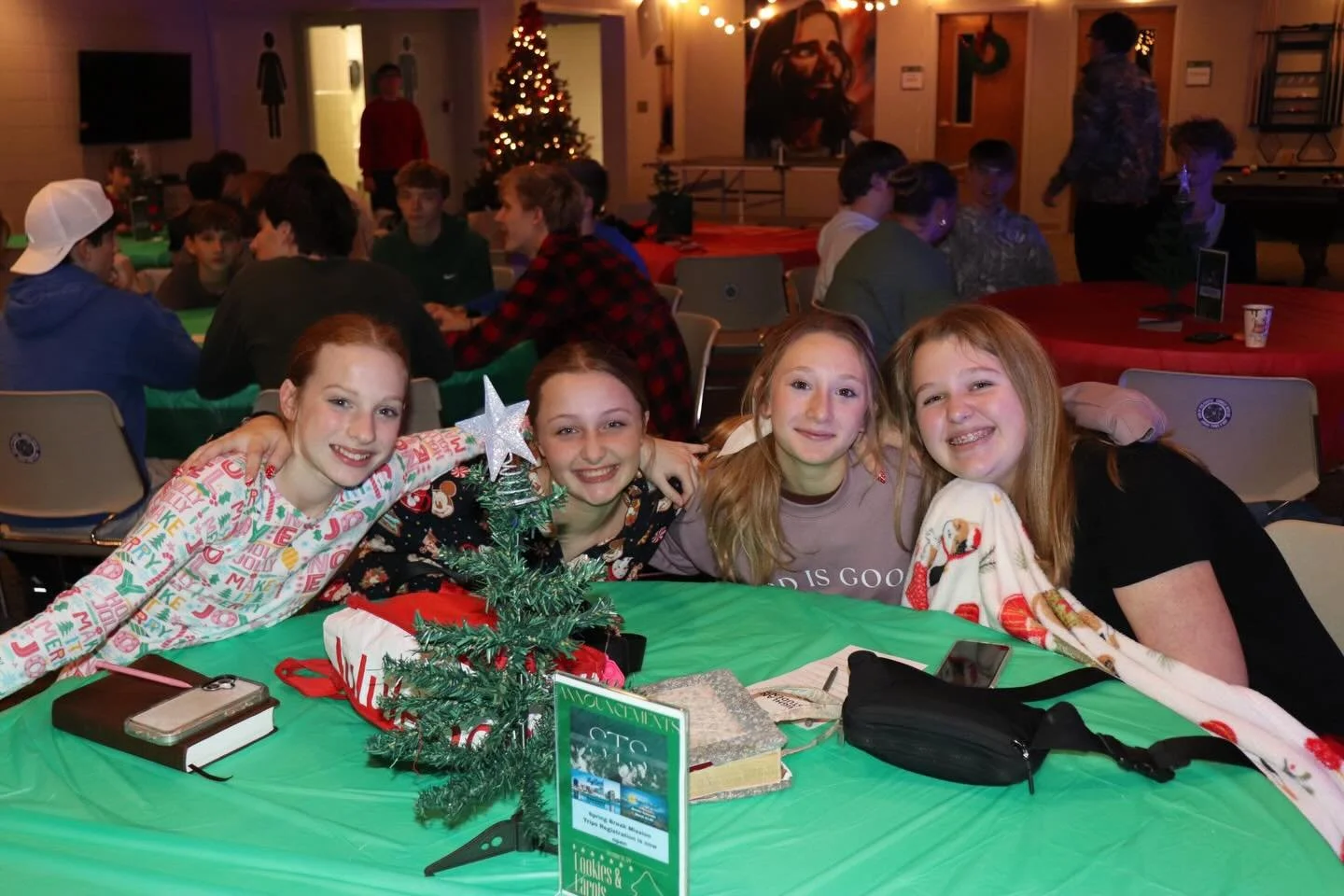 CHRISTMAS PARTY &lsquo;25 🎄🎄 I hope yall had a blast! Join us this week for Cookies and Carols! 🍪🎶