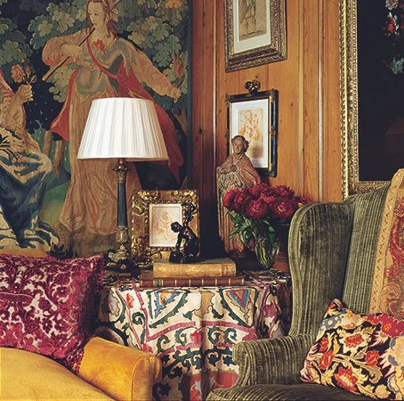 This table scene includes an old master drawing, an early example of a religious apostle and a nineteenth-century bronze figure. I don't keep count of the many different eras, cultures, arts or crafts involved in one room, as I work instinctively to bring everything together so the room feels as though it has been worked on over time with love and great attention to detail.