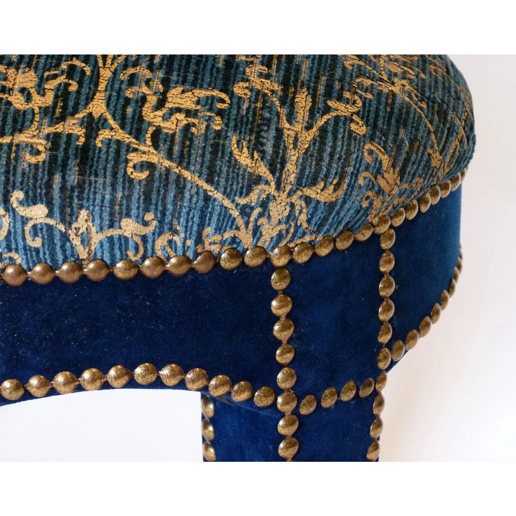 Titus Chair
