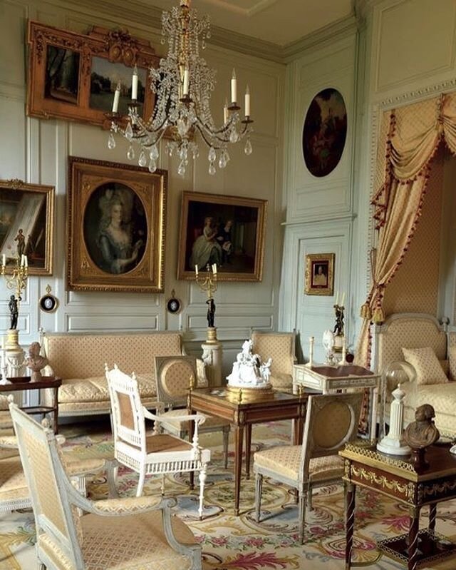 Château de Digoine, in Burgundy,France, 18th century home of French Filmmaker Jean-Louis Remilleux, some of the collection has since been dismantled! #hall #salon #saleamanger #palinges #france #neoclassical #interiores #interiordesign #interiordeco