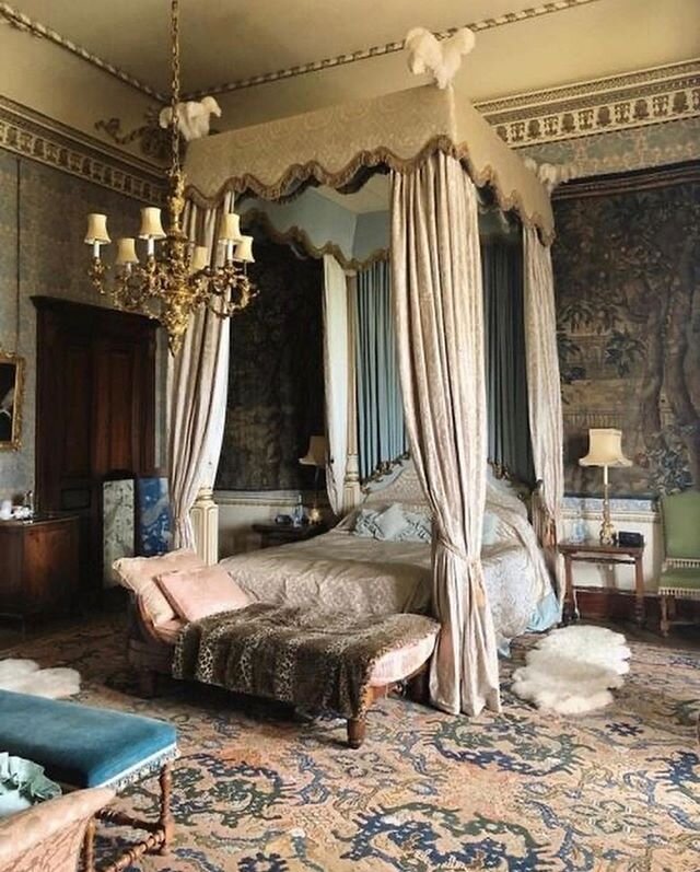 Belvoir Castle, the family home of the Manners family and the seat of the Dukes of Rutland, #belvoircastle #dukeofrutland #castle #rutland #bedroom #tapestry #fourposterbed #statelyhome #grade1listed  #interieur #interior #interiors #interiores #inte