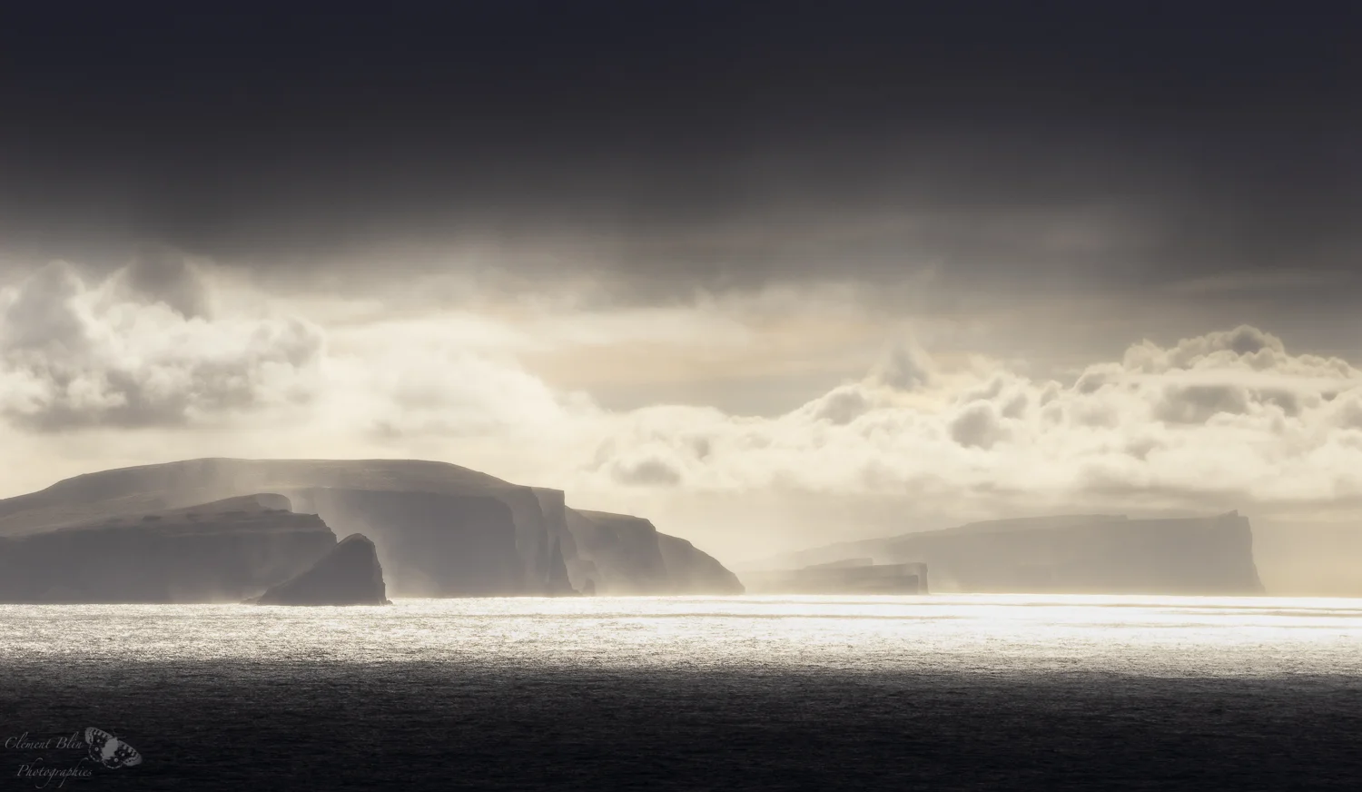La cote de Suðuroy. Sigma 70-200 Sport.