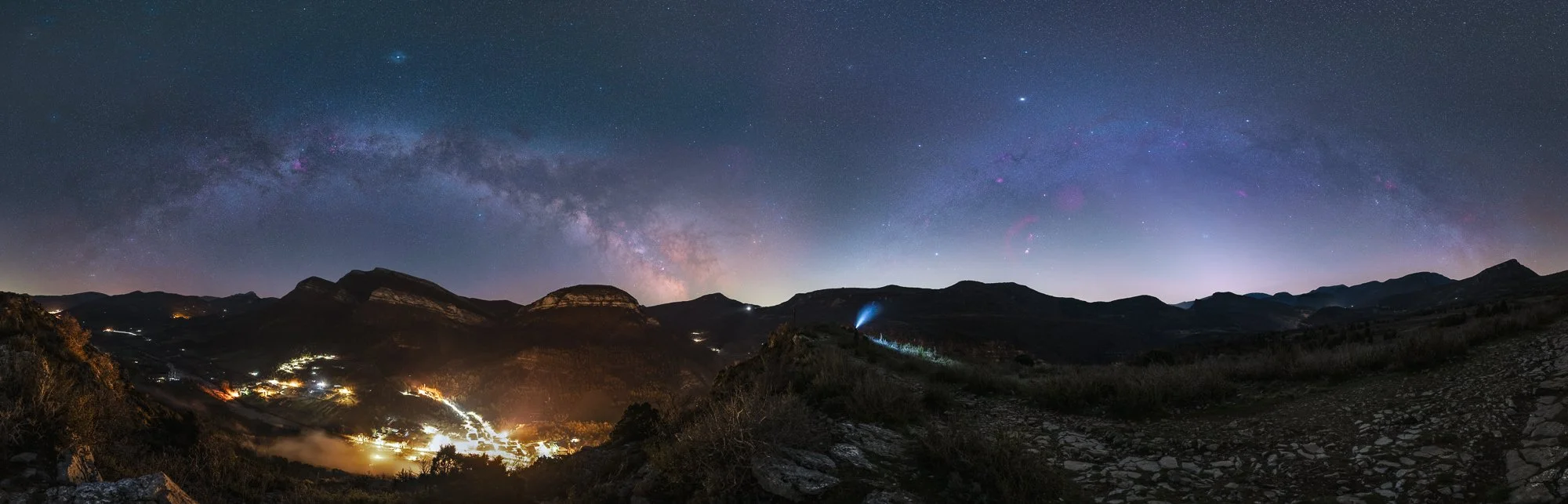 Les voies lactées d'hiver et d'été au dessus des Baronnies
