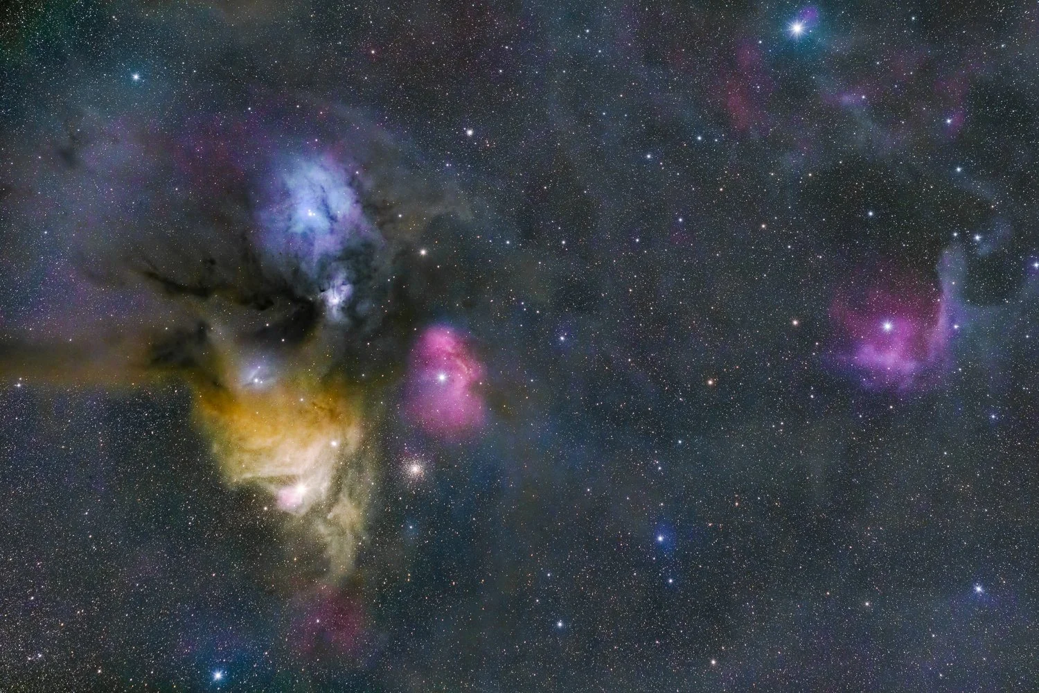 Rho Ophiuchi et poussière céleste