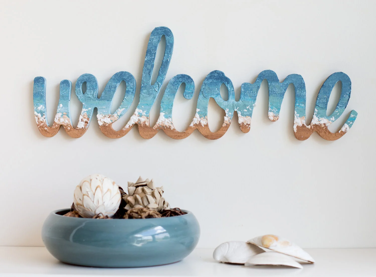 DIY Beach-Inspired Welcome Sign