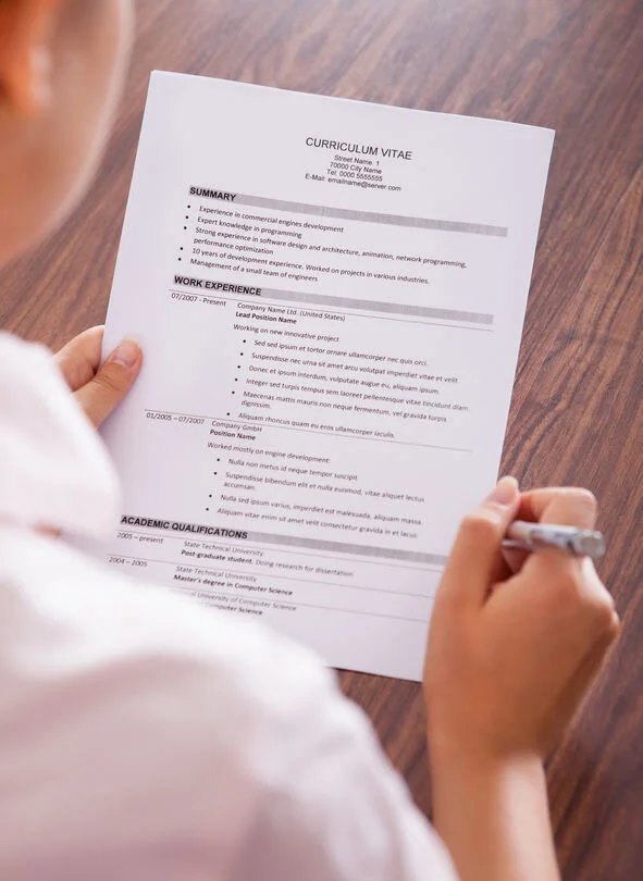 Original woman holding CV22604070_s.jpg