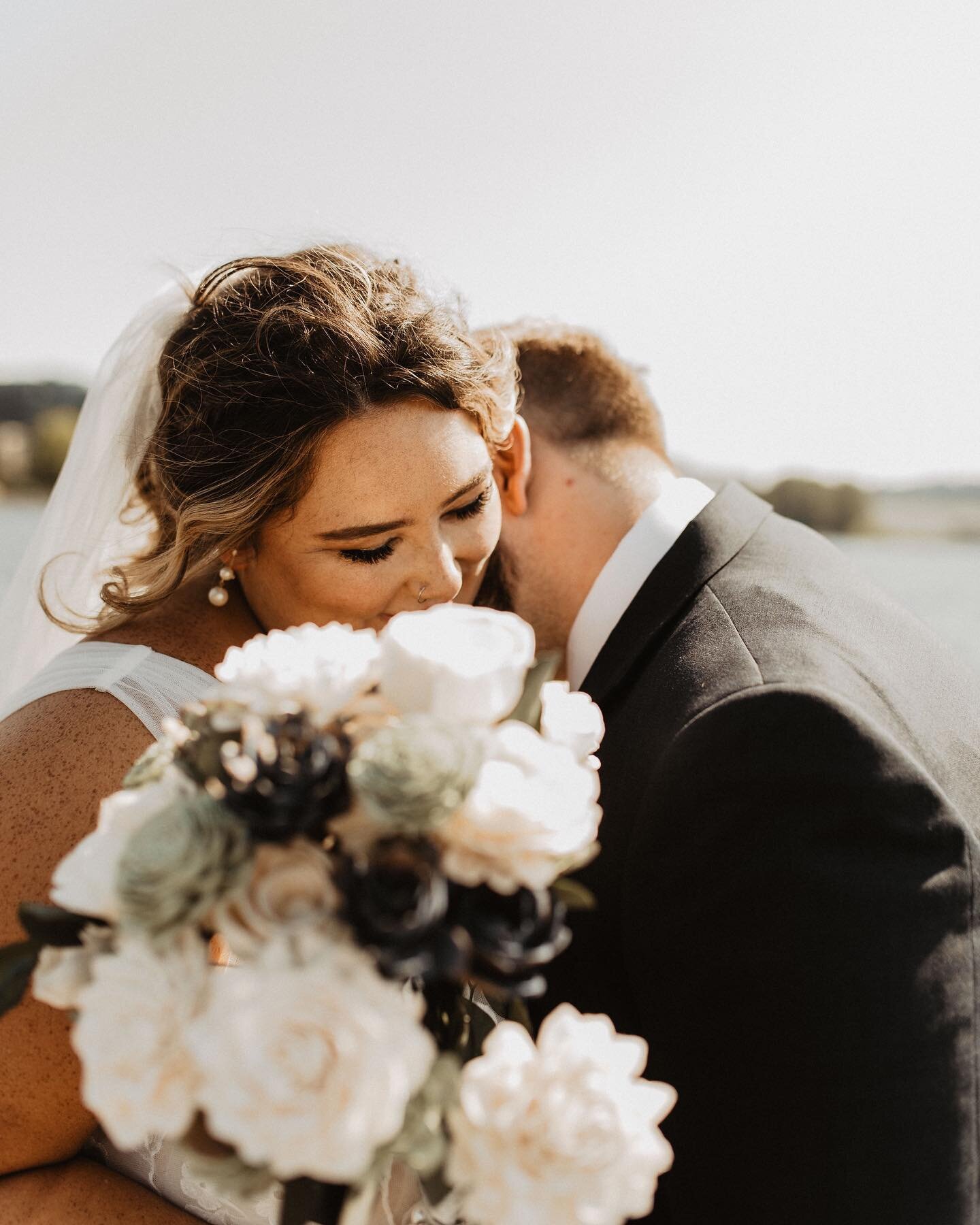 My second wedding of the weekend was of Ashleigh + Sam. I don&rsquo;t even know what to say about these two. From the moment we met, I was drawn to their love and friendship. They have been so inviting and encouraging of me for the past year, and it 