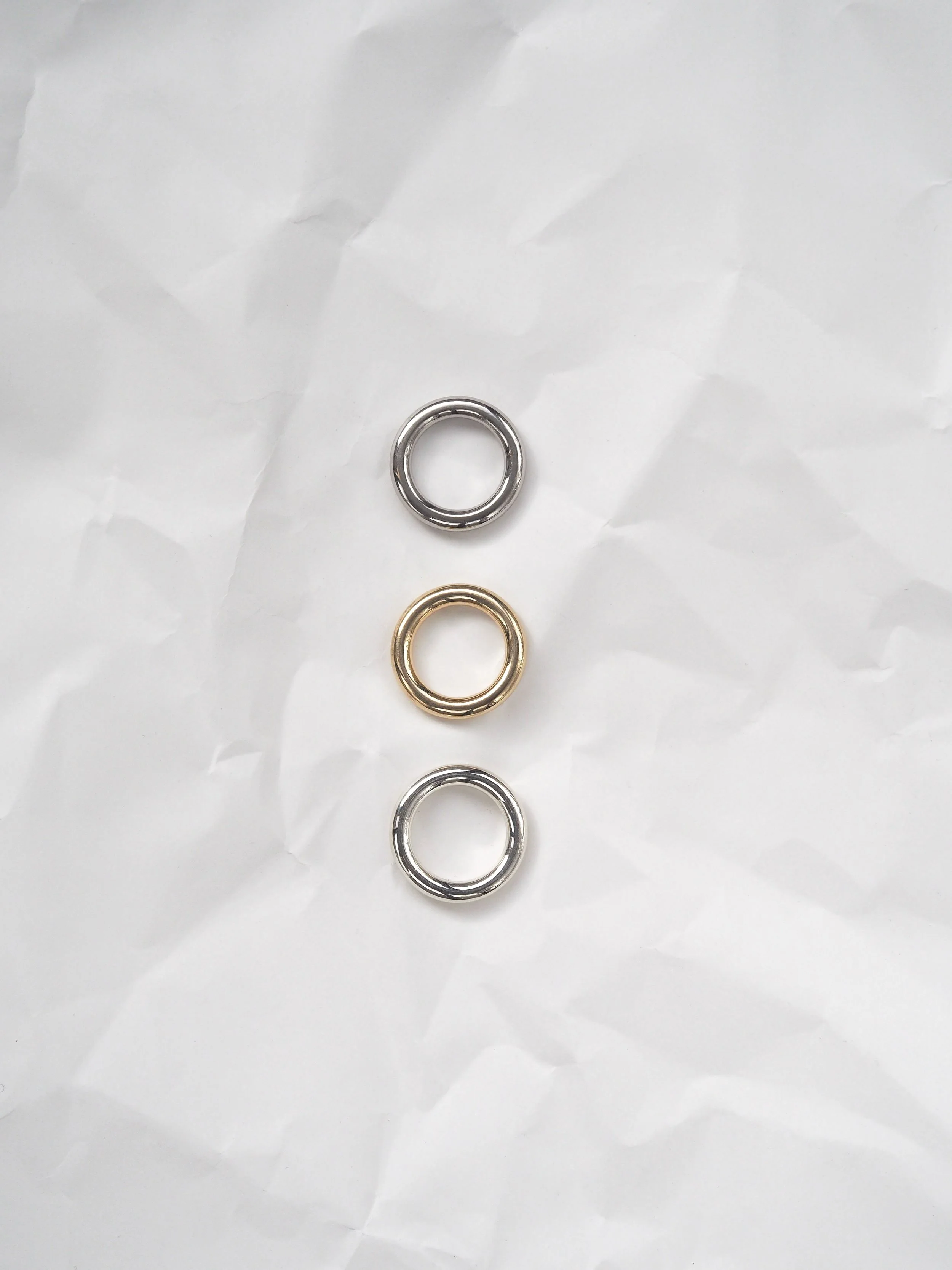 Round wire ring