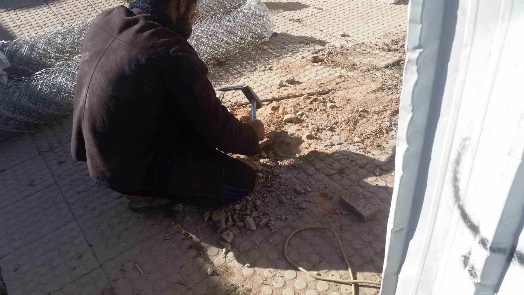 stray shelter OWAP-AR sana'a fence building 18 FEB 2019 yemen rescue equestrian.jpg