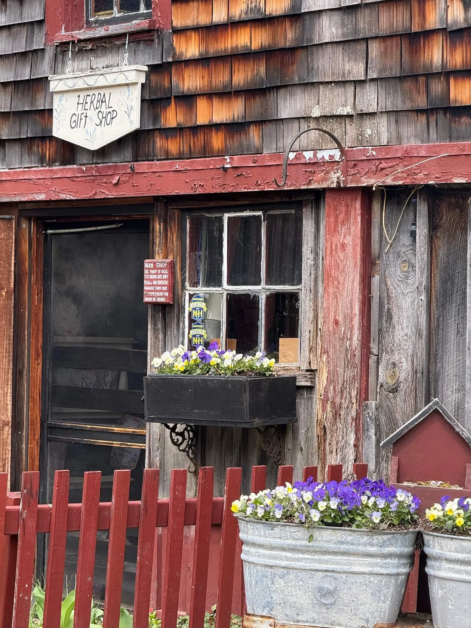 pickity place gift shop entrance