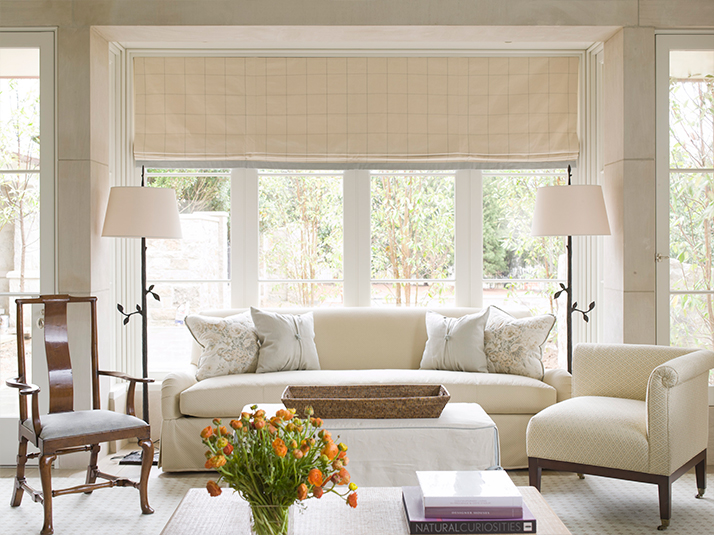 JRL Interiors — How to Arrange Sofa Pillows