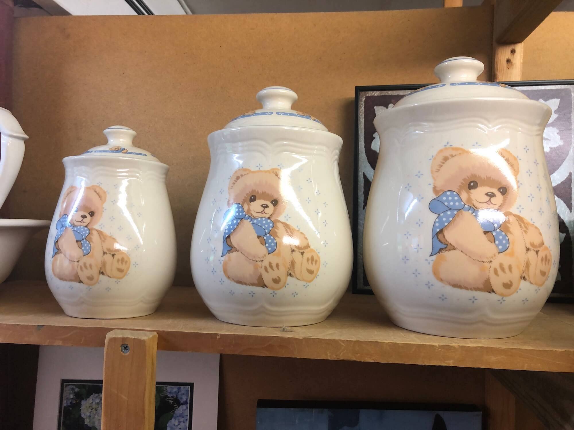 teddybear cannister set...why-.JPG