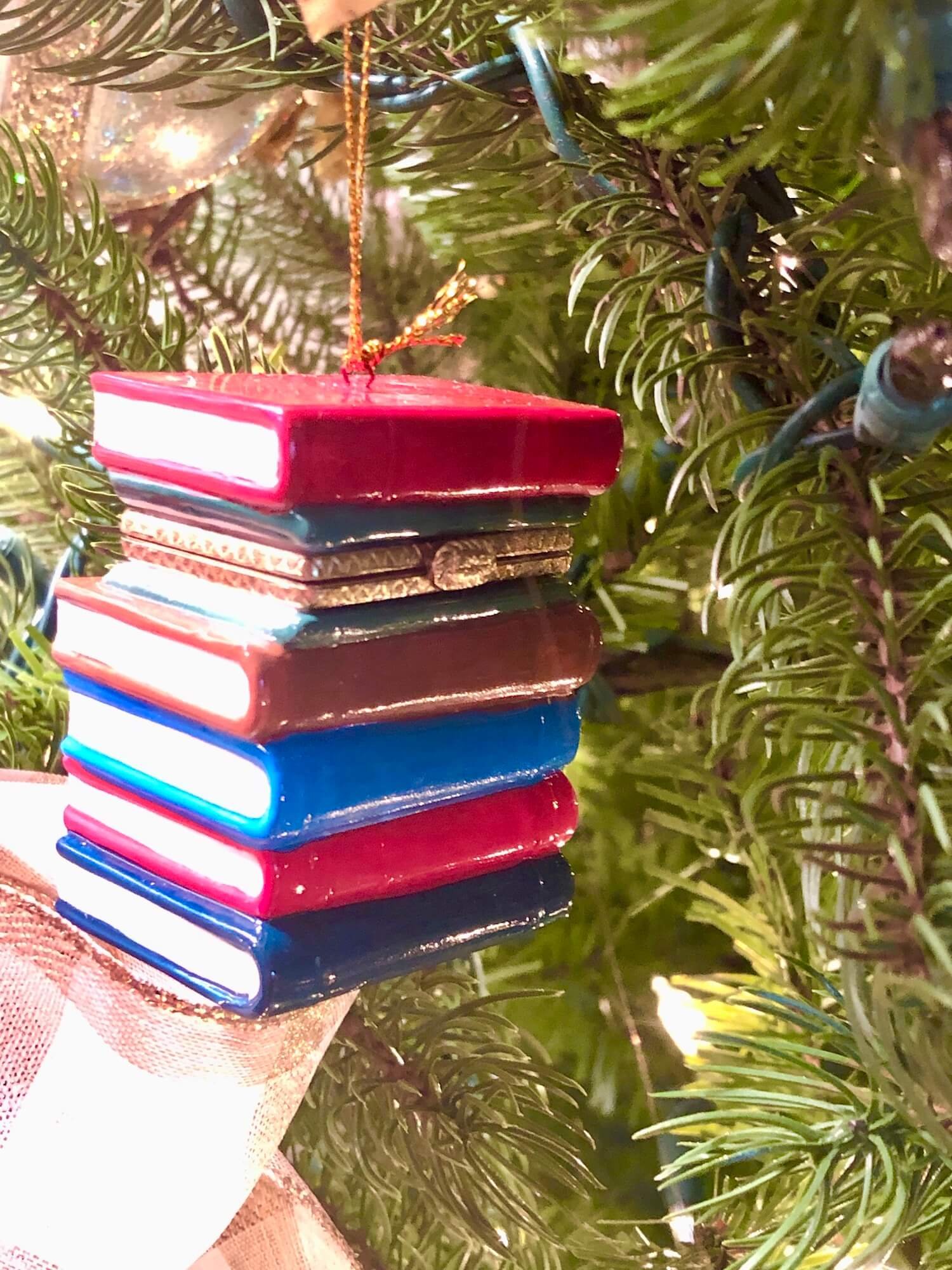 book stack ornament.JPG