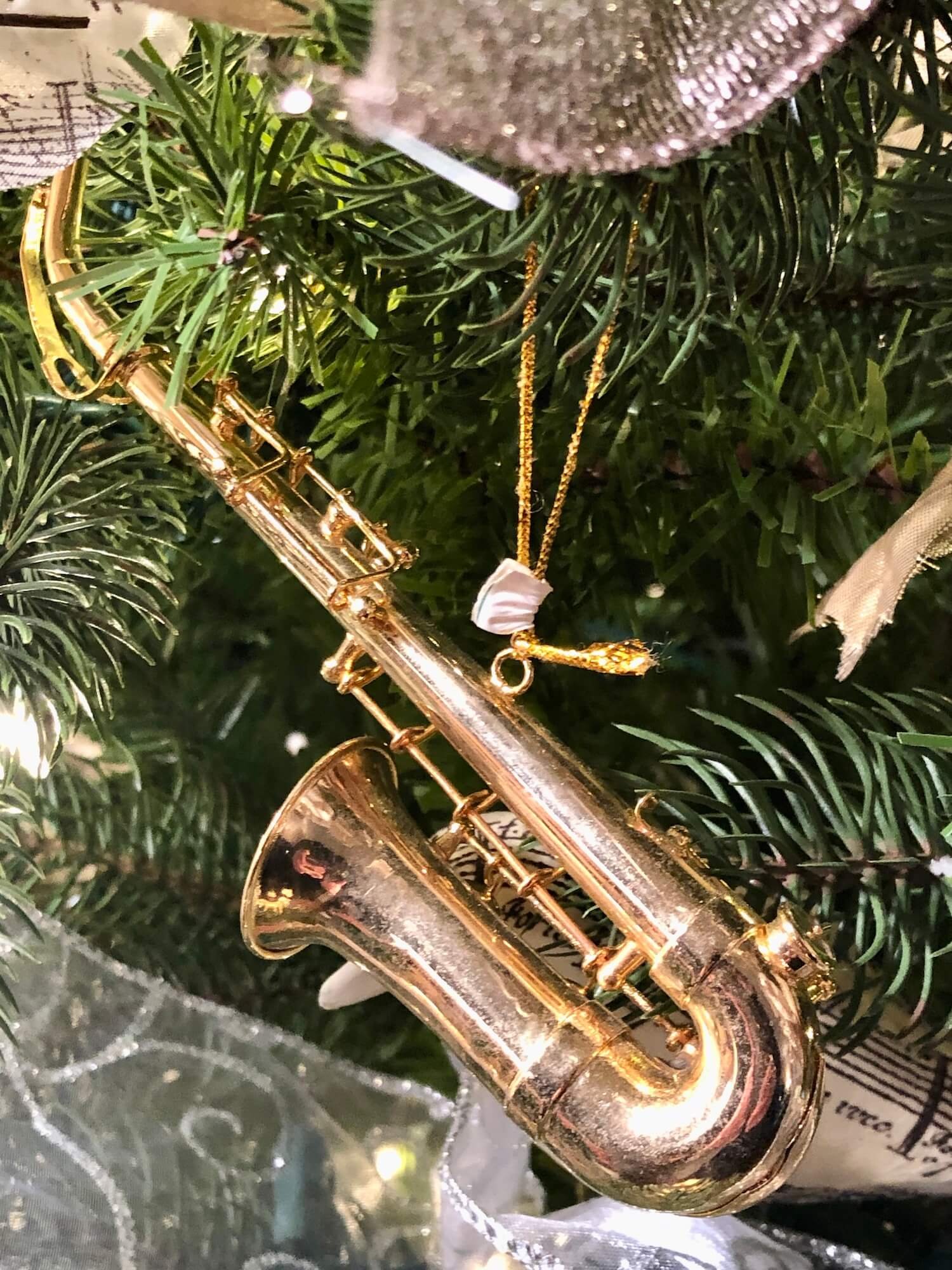 saxophone ornament.JPG