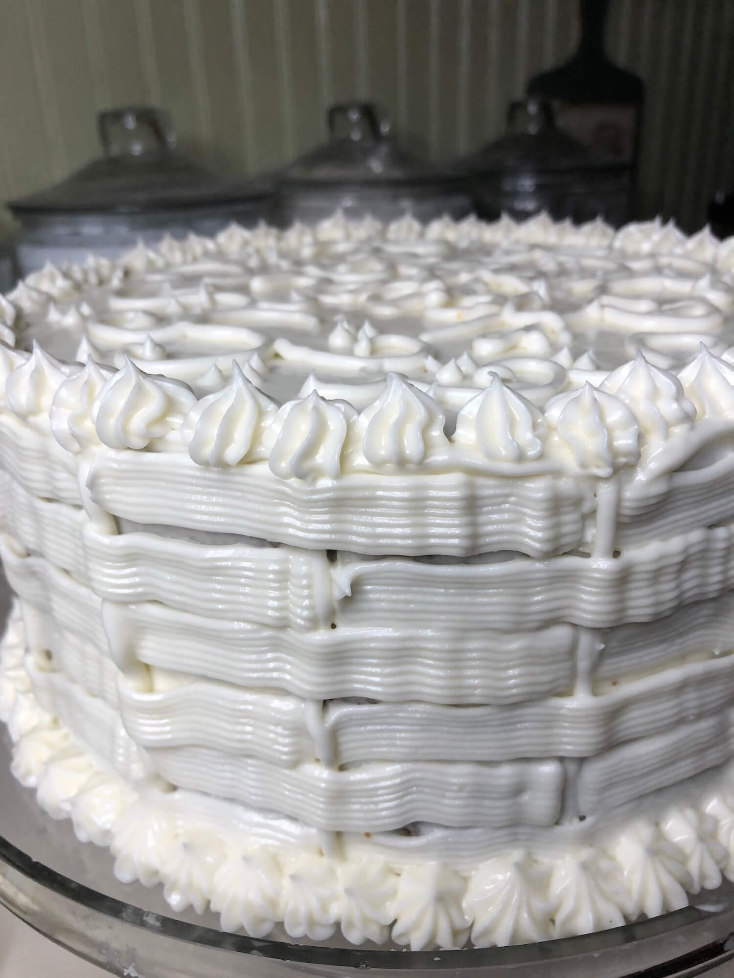 basketweave frosting design