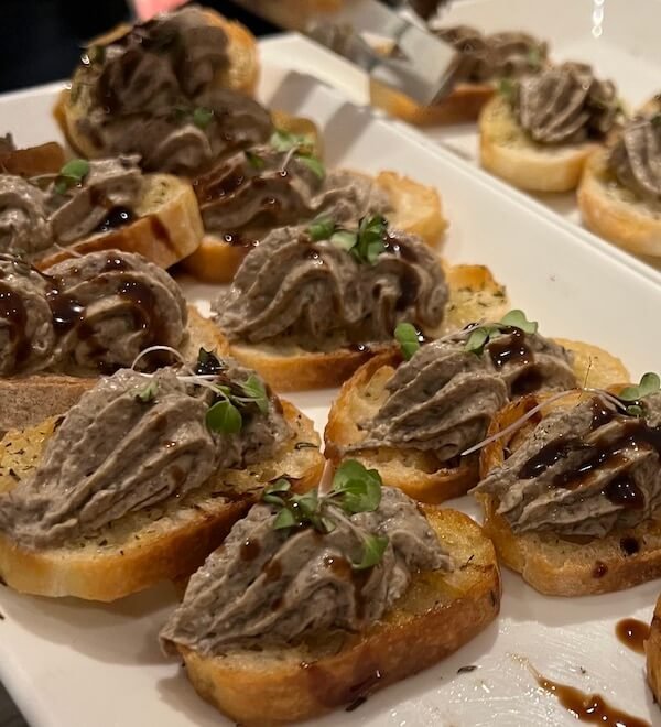 mushroom pate crostini