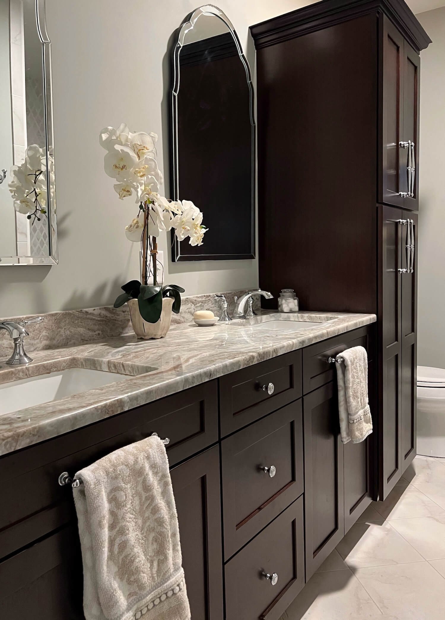 master bath with tall cabinet.JPG