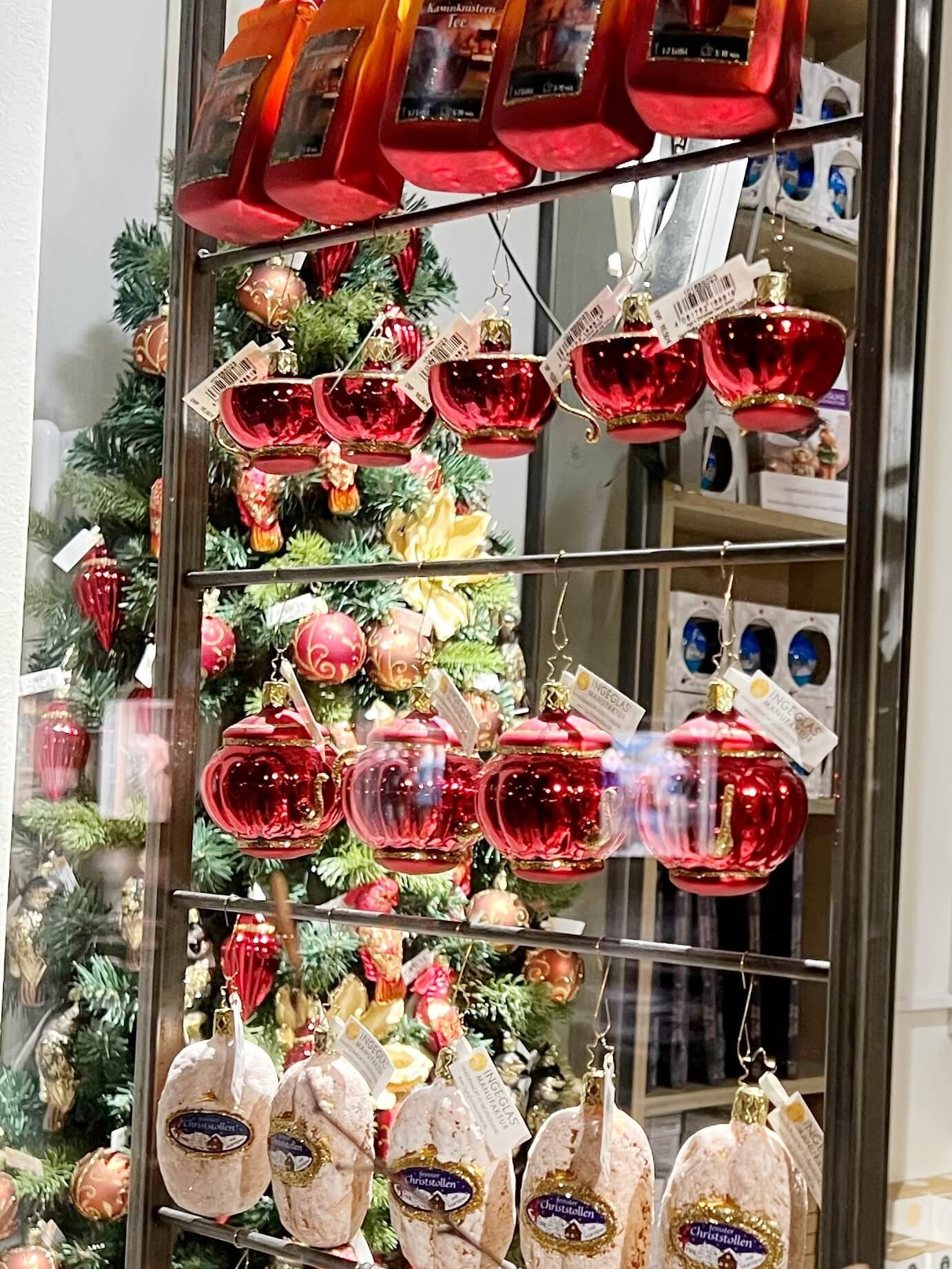 glass tea and stollen ornaments potsdam.JPG