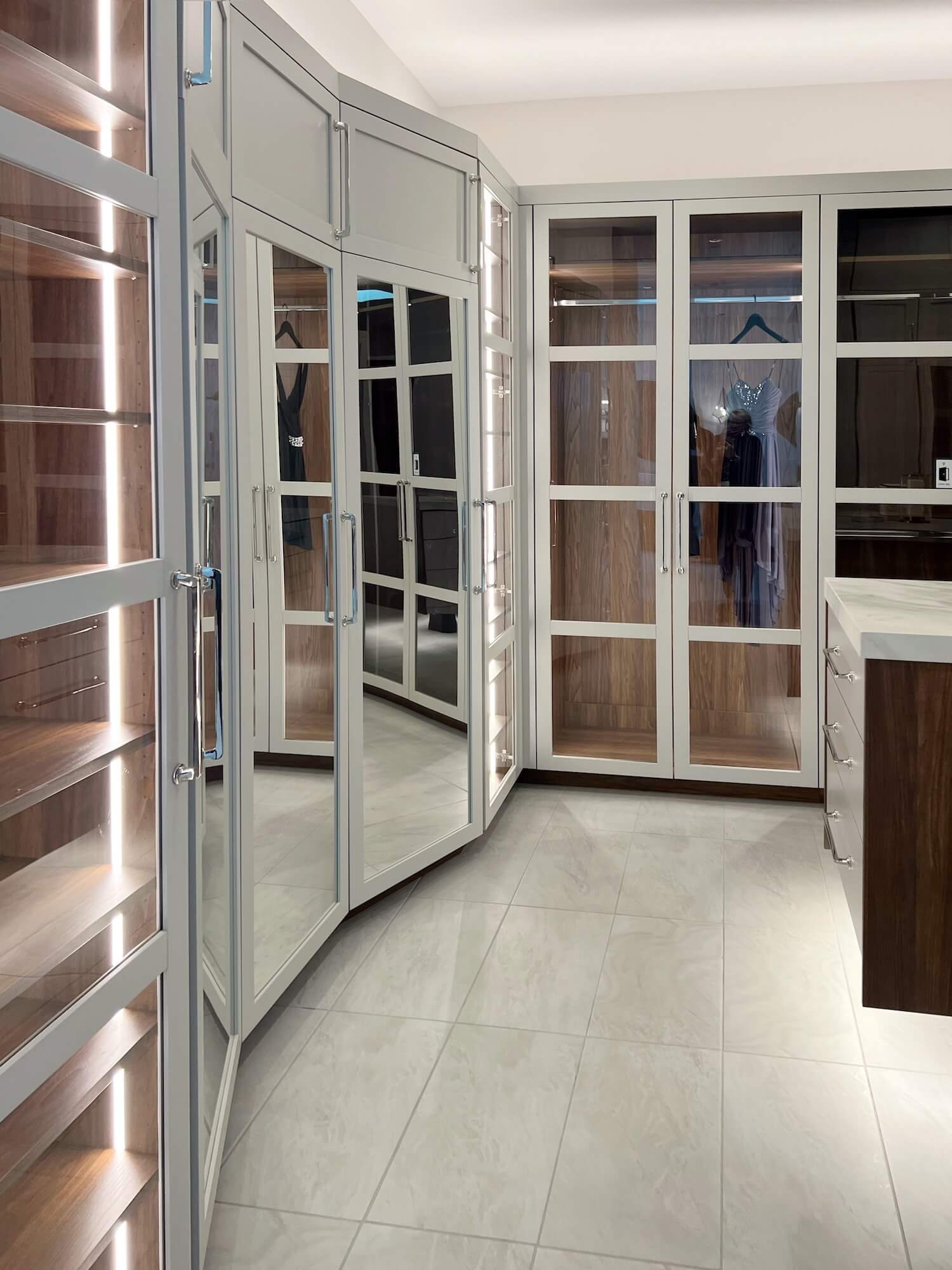 M closet 2 w interior lighting.JPG