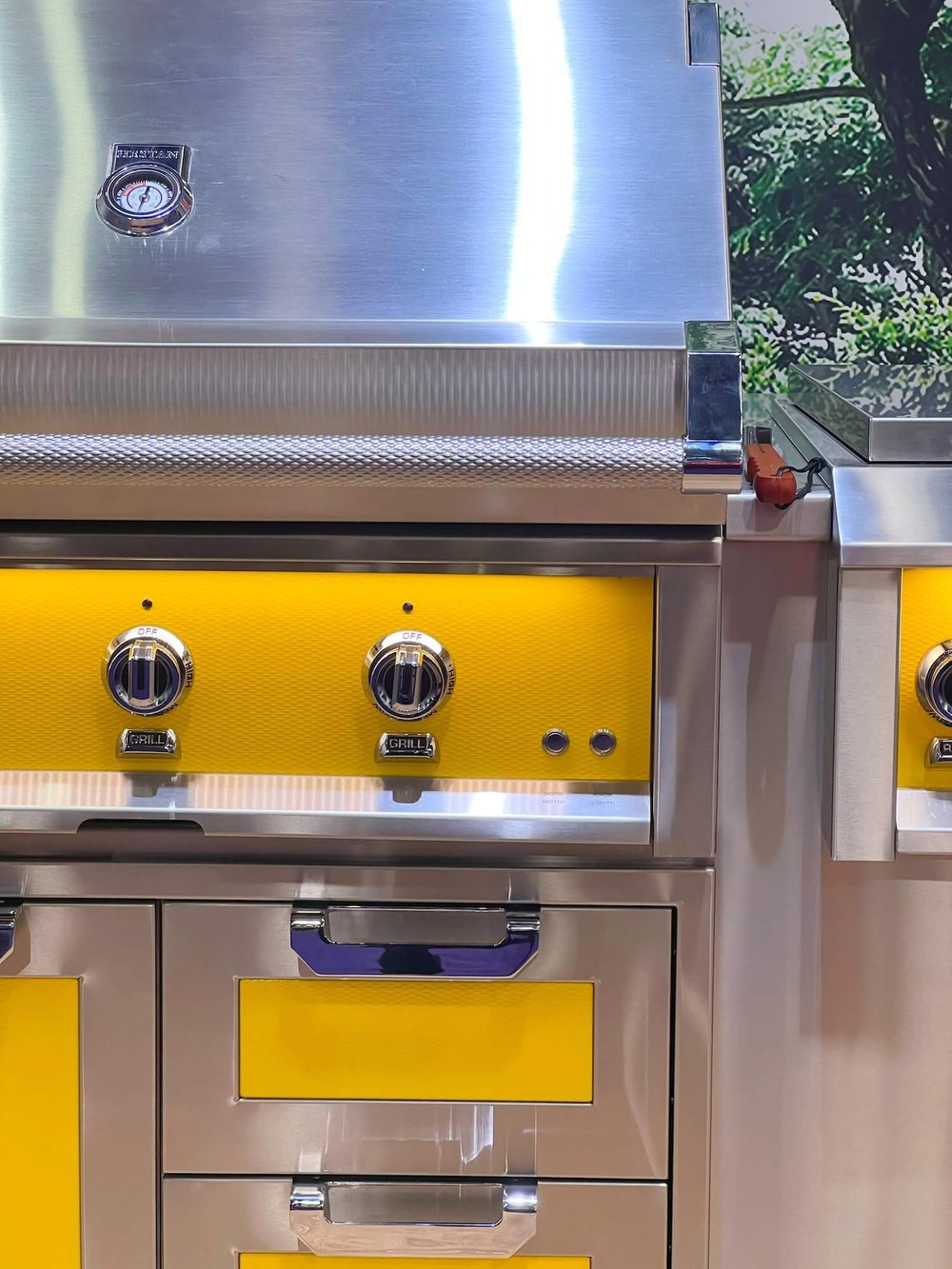 hestan yellow grill.JPG