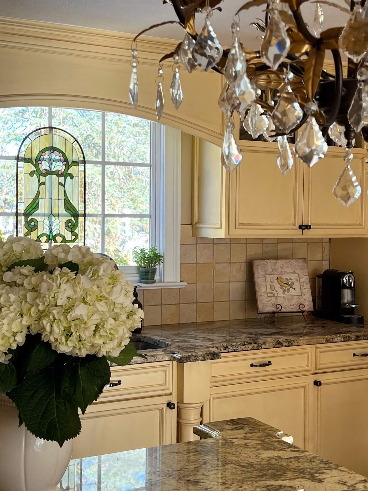JRL Interiors — How to decorate with yellow