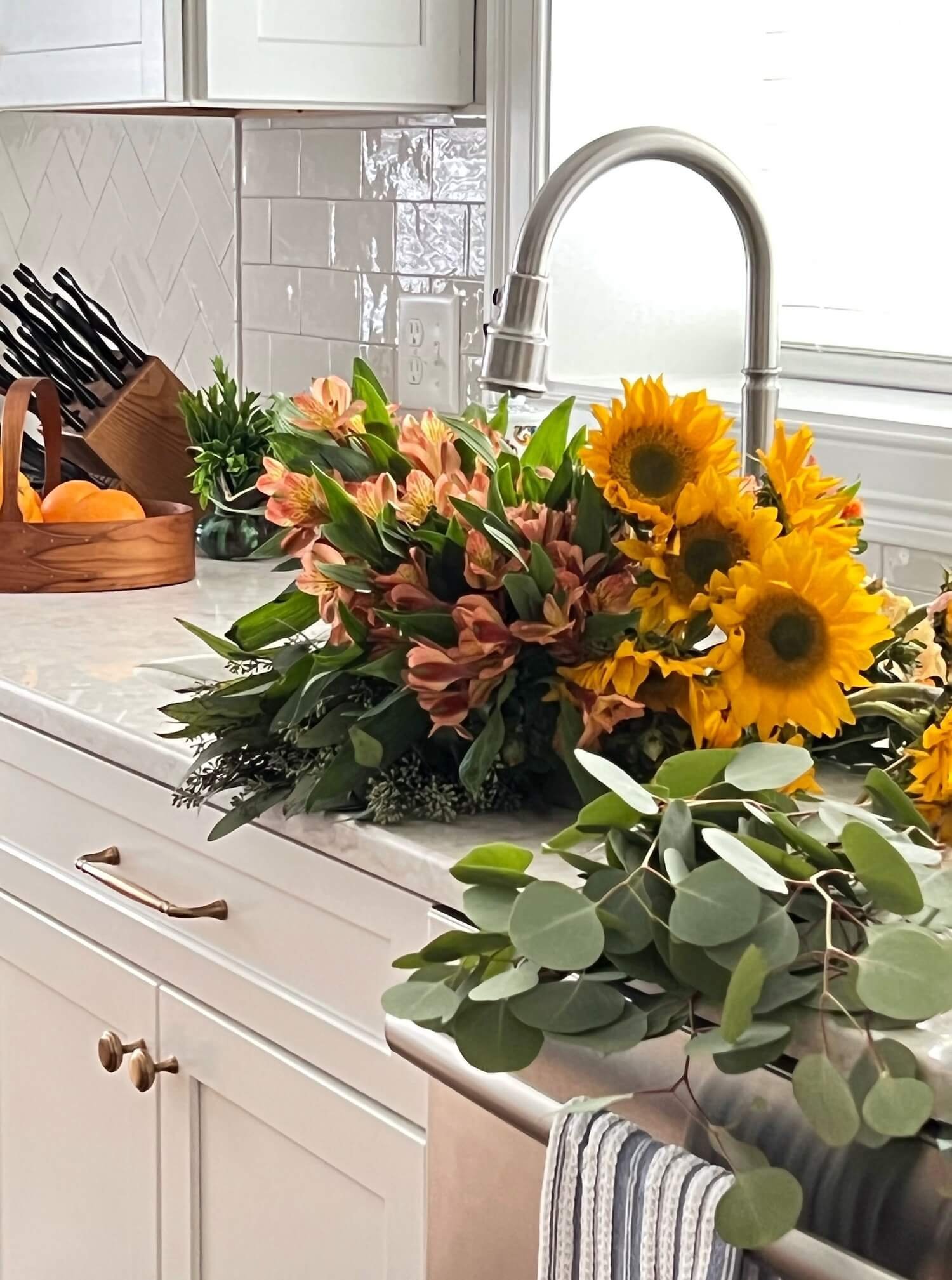 flowers+in+the+sink.jpeg
