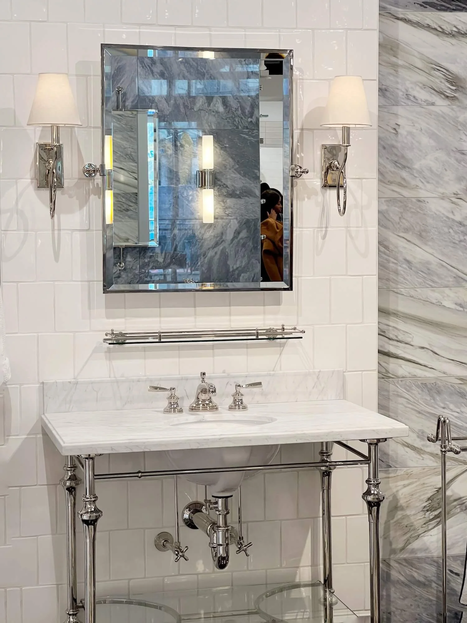 waterworks console sink.JPG