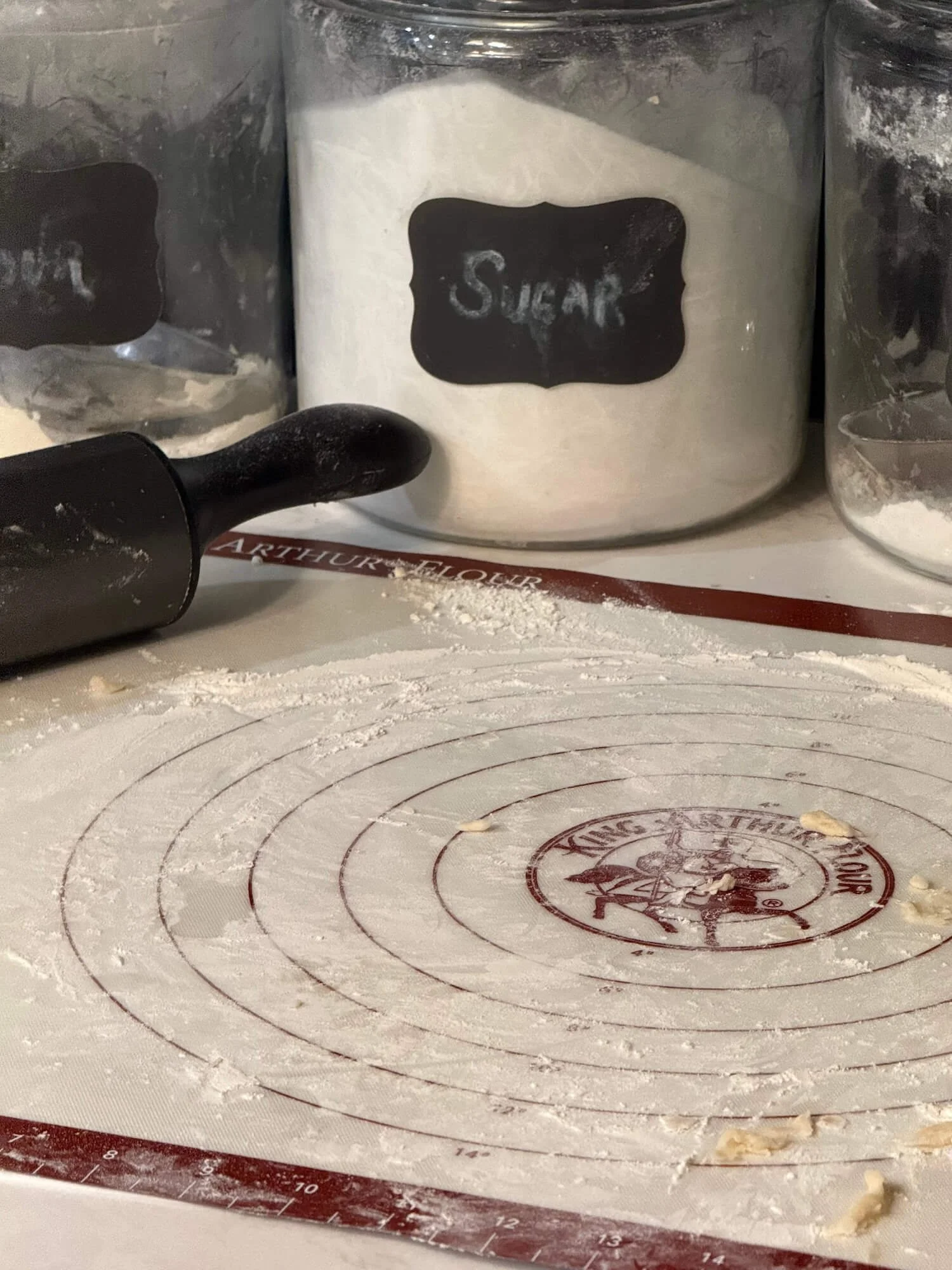 rolling mat for pie crust.jpeg