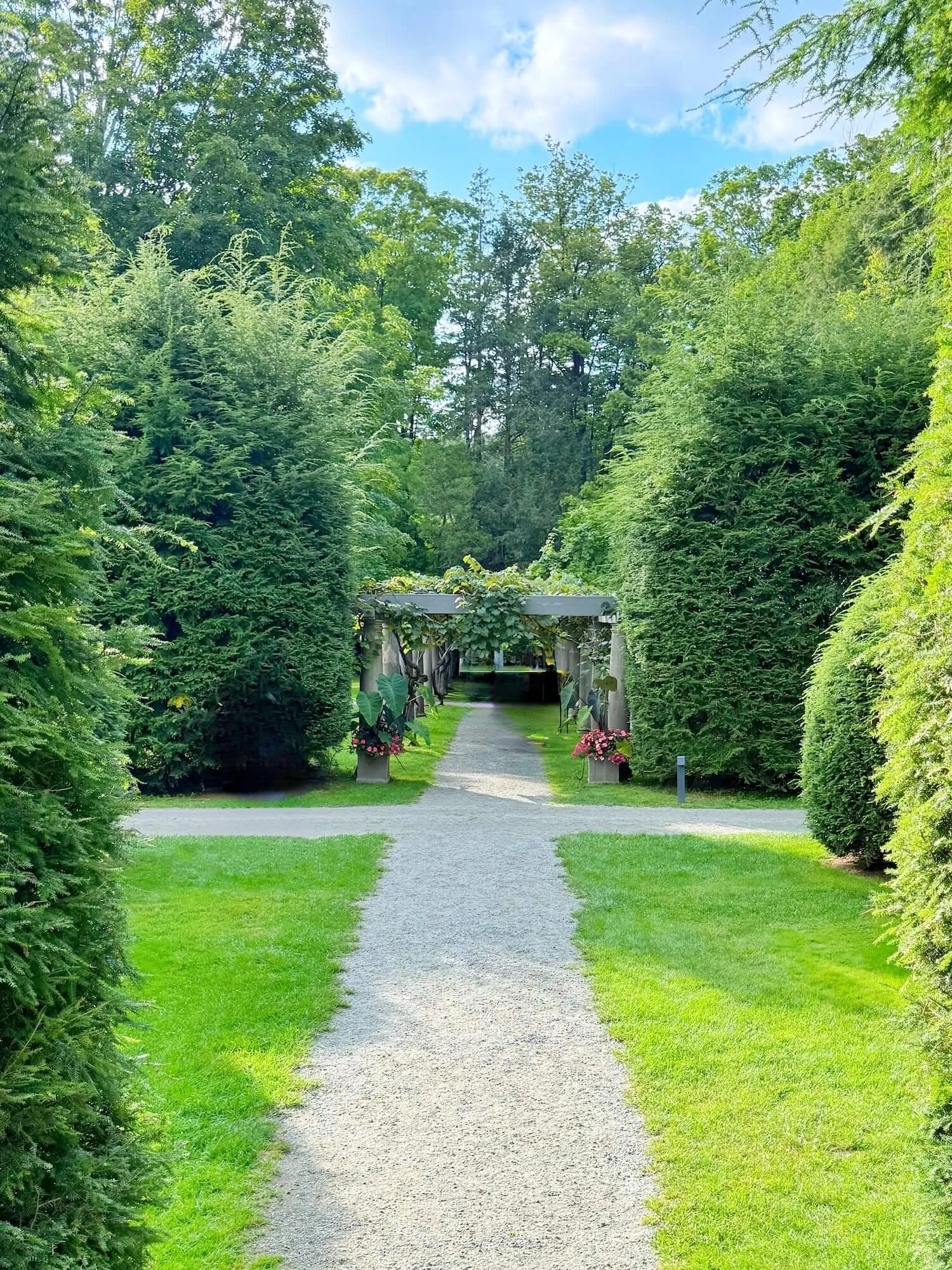 formal gardens pathways